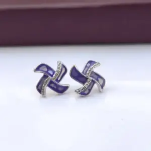 amethyst swirl studs 💜✨