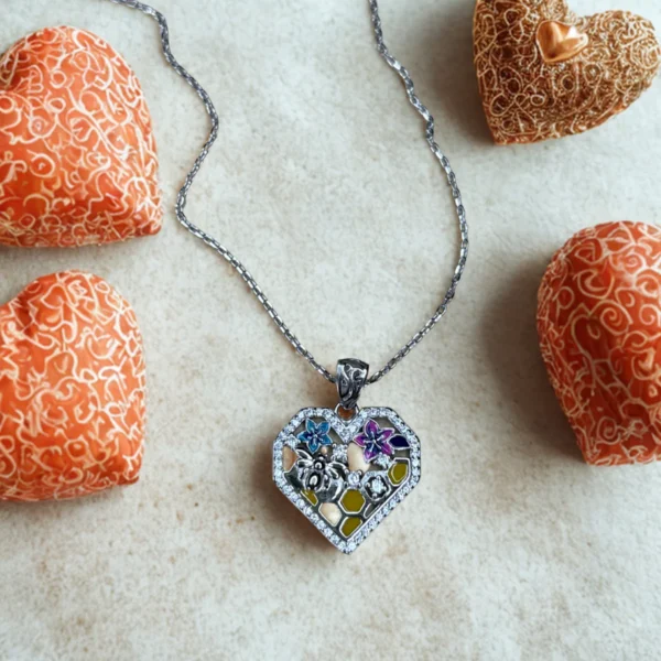 garden of love heart pendant3