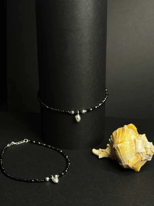 noir charm anklet