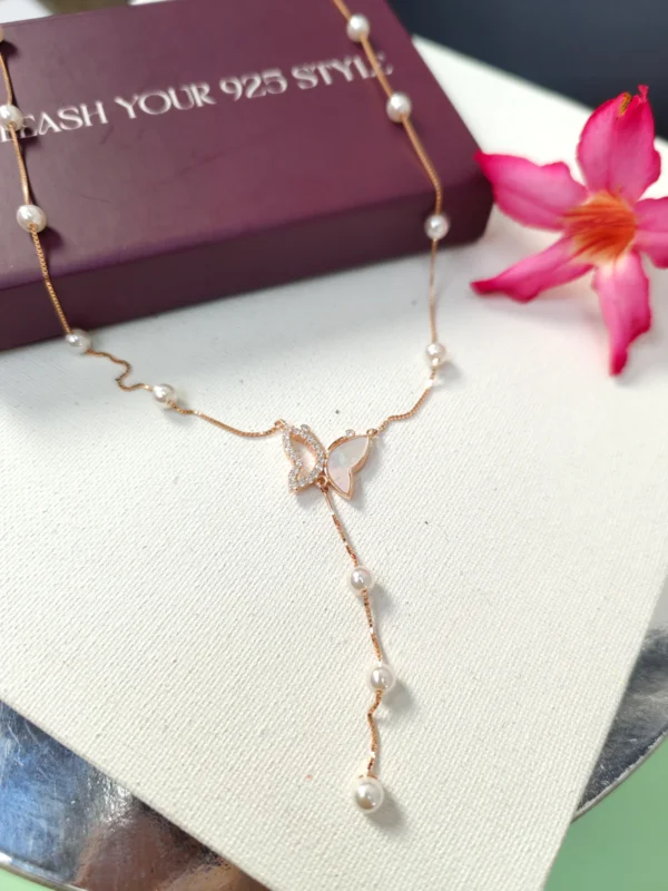 butterfly pearl pendant necklace