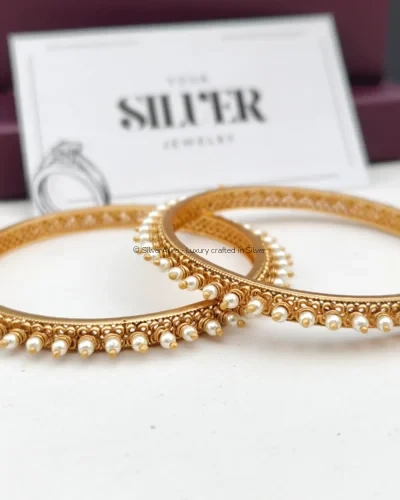 Pearl classic silver bangles, front view