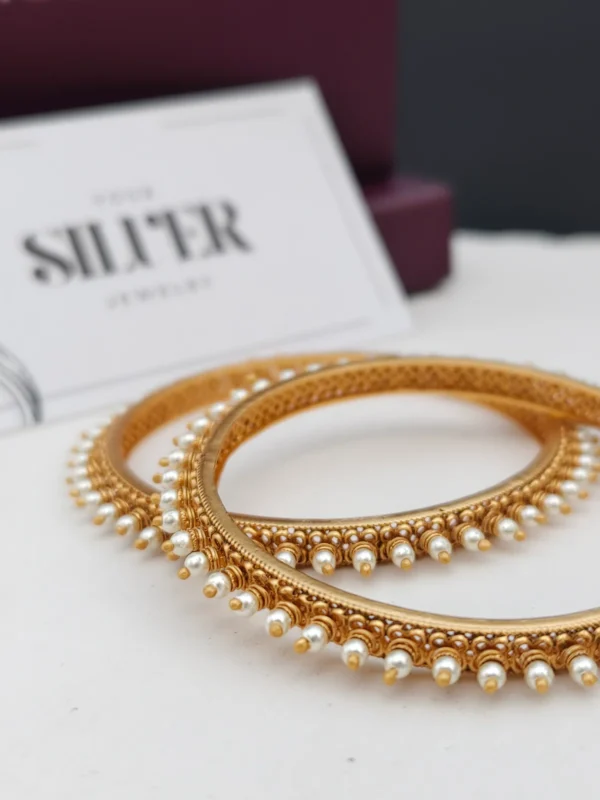 pearlclassicsilverbangles 1