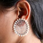 silver jaali studds
