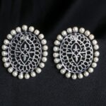 silver jaali studds