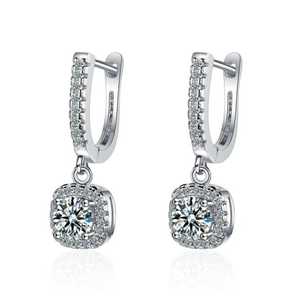 2ct moissanite huggie hoop earring