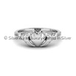 Heart and hands silver ring in 925 sterling silver